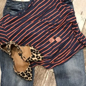 Universal Thread T-shirt